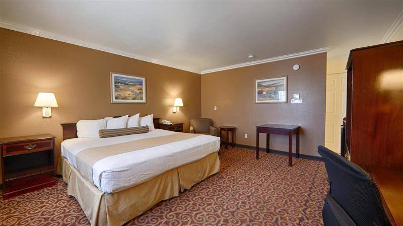 스탠다드 룸 킹사이즈 침대, Surestay Hotel By Best Western Hollister