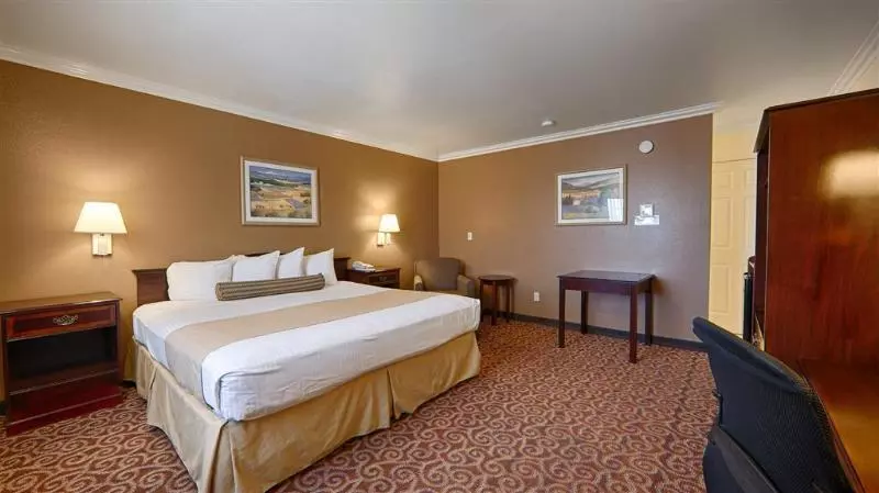 اتاق استاندارد با تخت بزرگ, Surestay Hotel By Best Western Hollister