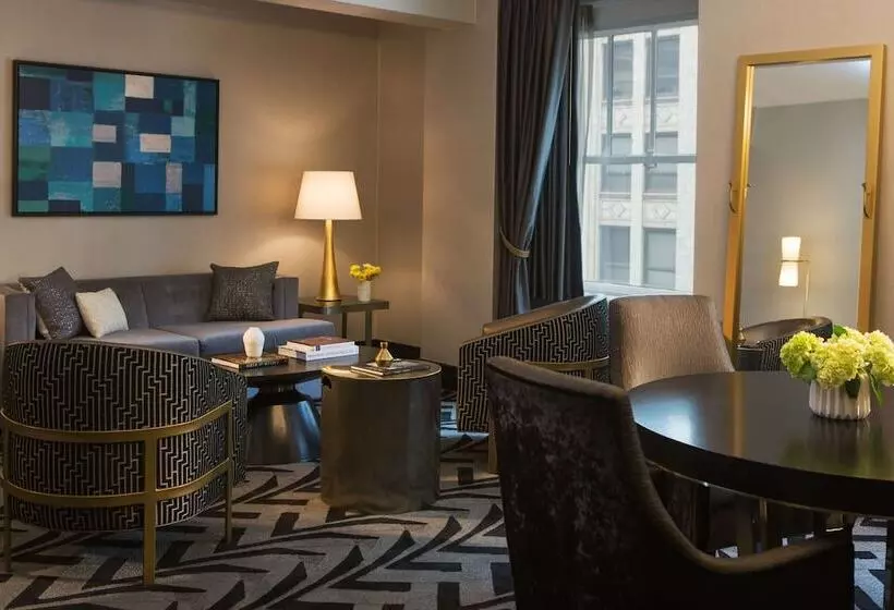 سوییت, The Allegro Royal Sonesta Hotel Chicago Loop