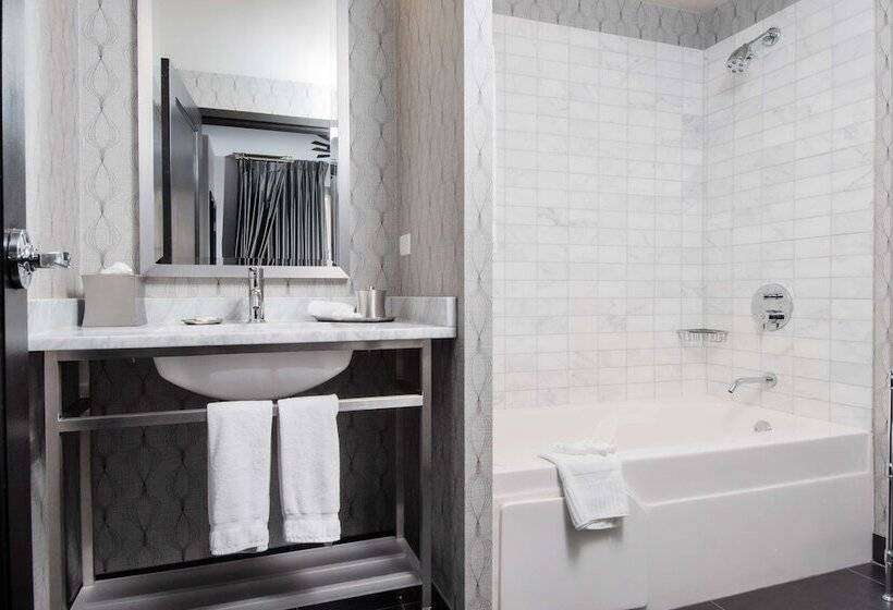 适合残疾人士使用的套间, The Allegro Royal Sonesta Hotel Chicago Loop