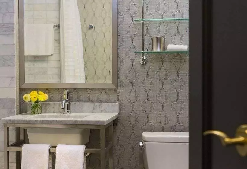 سوئیت برای معلولان, The Allegro Royal Sonesta Hotel Chicago Loop