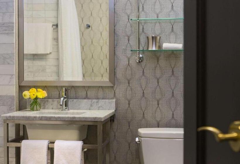 Deluxe Szoba Kind Size Bed, The Allegro Royal Sonesta Hotel Chicago Loop