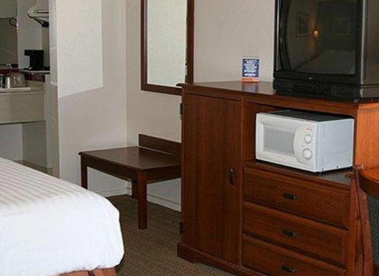 اتاق استاندارد با تخت بزرگ, Weatherford Heritage Inn
