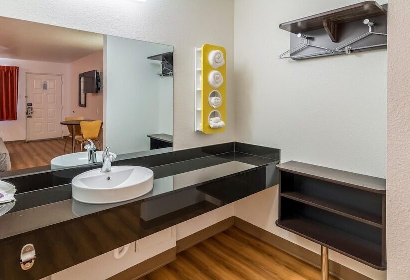 ２ダブルベッドのスタンダードルーム, Motel 6 Arlington, Tx  Uta