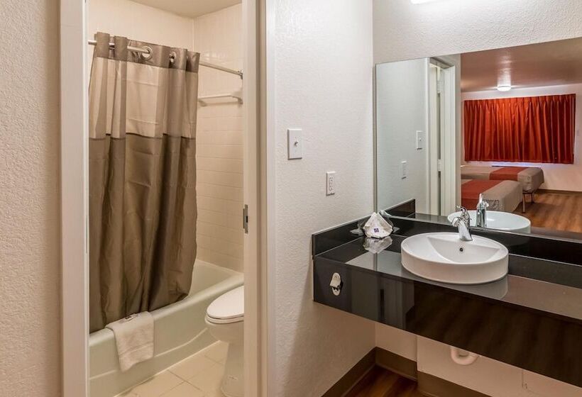 ２ダブルベッドのスタンダードルーム, Motel 6 Arlington, Tx  Uta