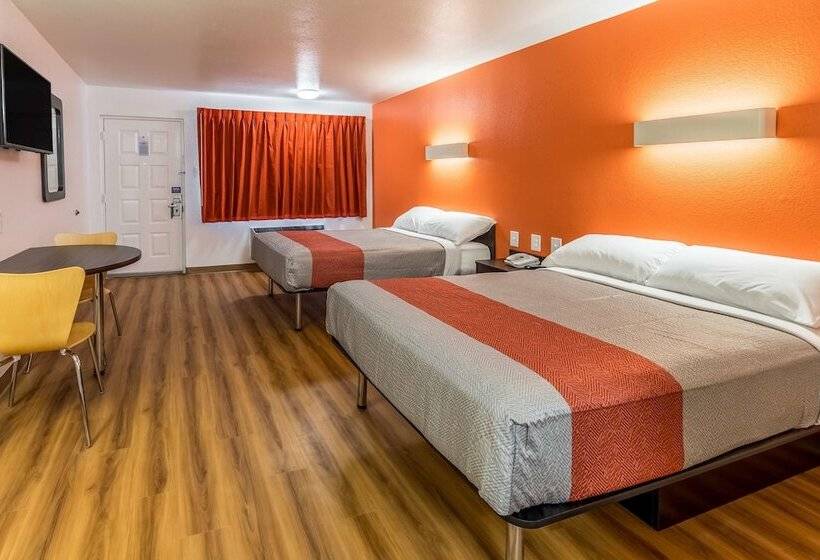 ２ダブルベッドのスタンダードルーム, Motel 6 Arlington, Tx  Uta