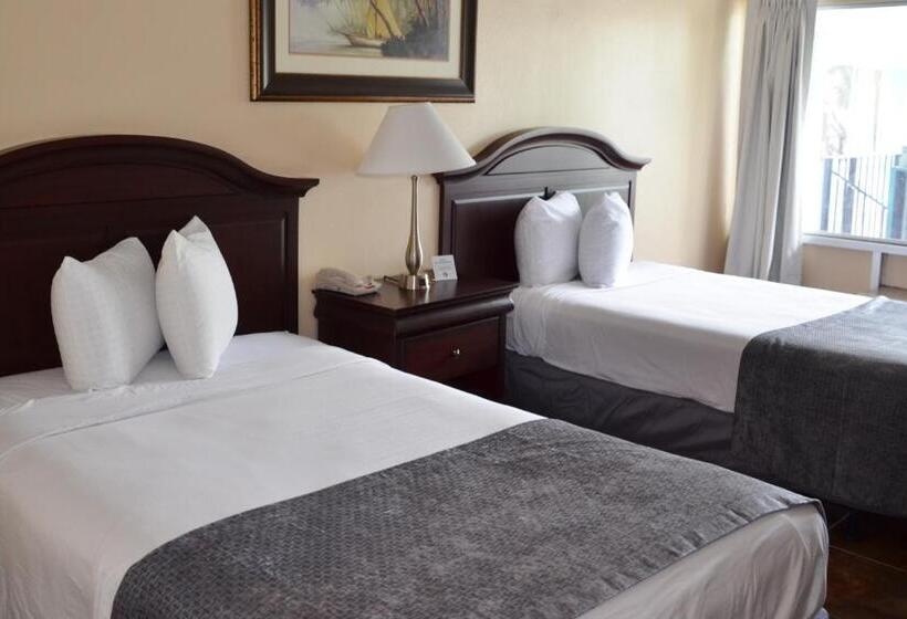 חדר סטנדרט נוף לבריכה, Altamonte Springs Hotel And Suites