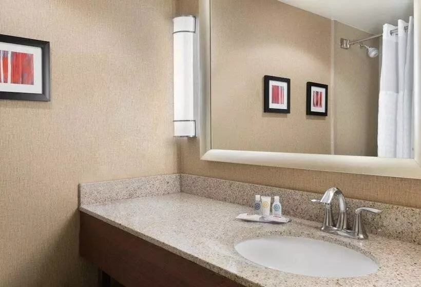 ２ダブルベッドのスタンダードルーム, Comfort Inn Fayetteville West Near Fort Liberty