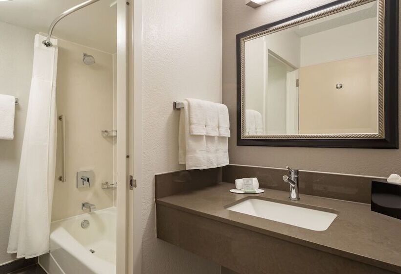 جناح, Courtyard Anaheim Buena Park