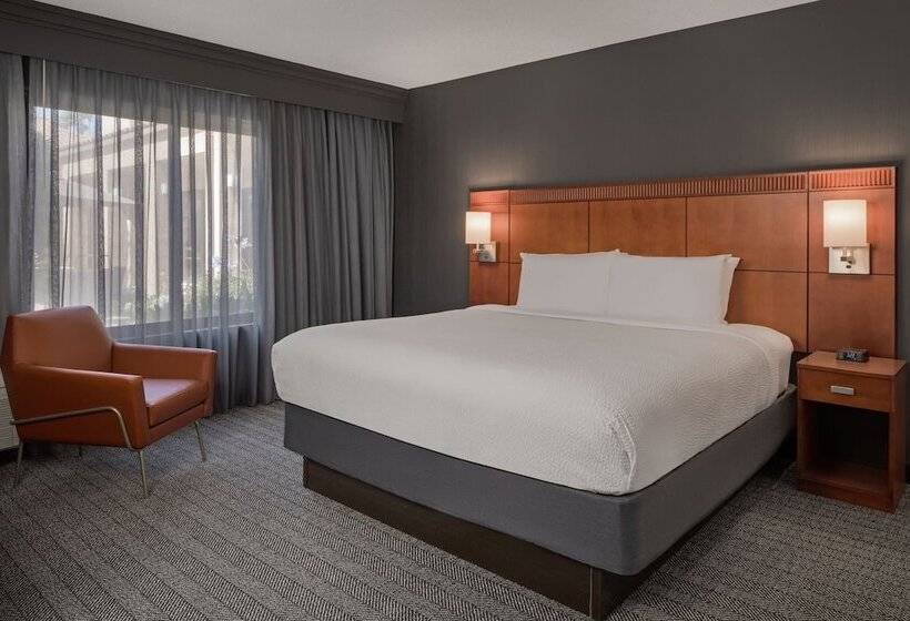 جناح, Courtyard Anaheim Buena Park