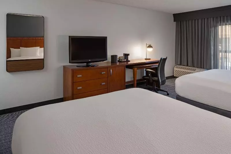 اتاق استاندارد, Courtyard Anaheim Buena Park