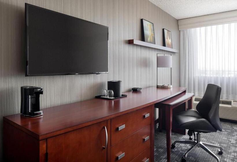 キングサイズベッドのスタンダードルーム, Courtyard By Marriott Richmond Berkeley