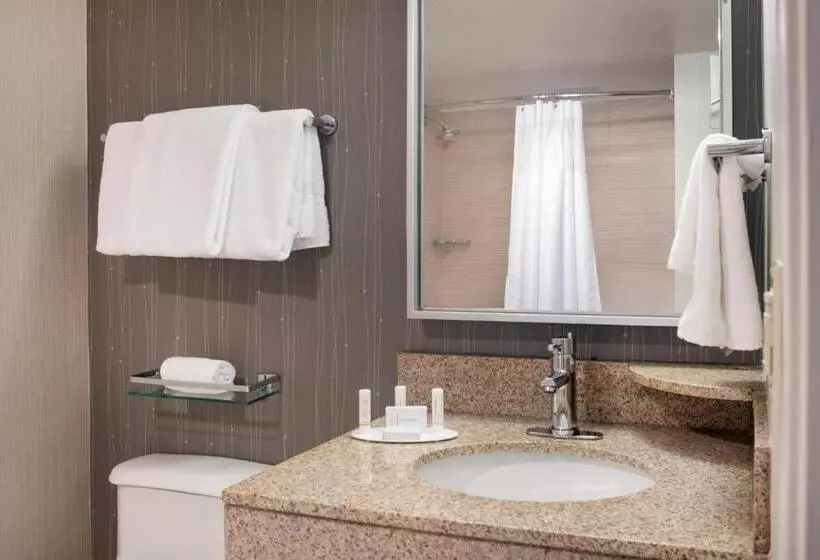 اتاق استاندارد, Courtyard By Marriott Richmond Berkeley