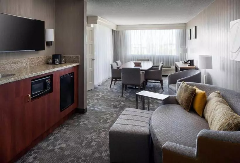 سوئیت با تخت بزرگ, Courtyard By Marriott Richmond Berkeley