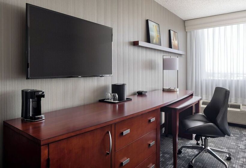Pokój Standard 2 Łóżka Małżeńskie, Courtyard By Marriott Richmond Berkeley