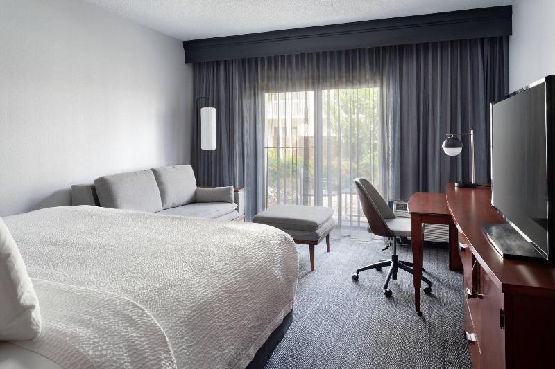 جناح سرير كينج, Courtyard By Marriott West Palm Beach