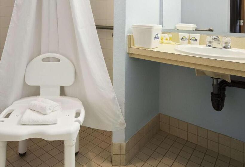 غرفة قياسية سرير كينج, Days Inn By Wyndham Coeur D'alene