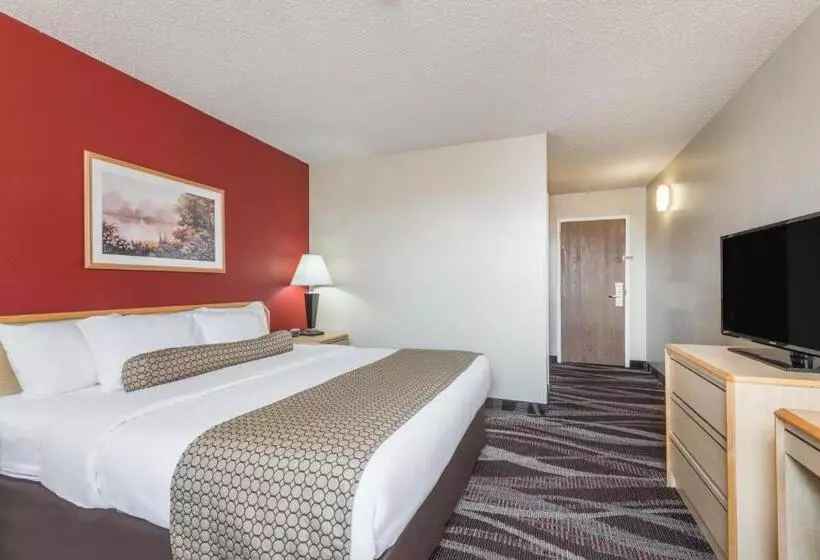 キングサイズベッドのスタンダードルーム, Days Inn By Wyndham Gillette