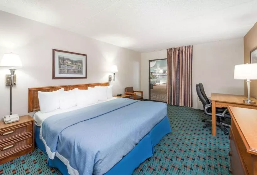 اتاق لوکس, Days Inn By Wyndham Kirksville