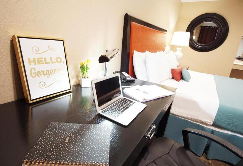 חדר סטנדרט עם מיטת קינג, The Dixie Orange County