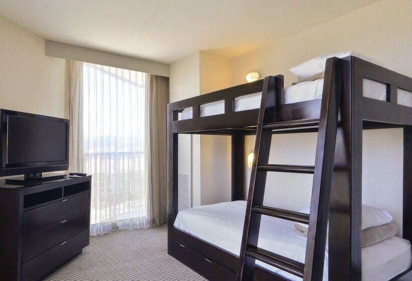 סוויטה מותאמת לאדם עם מוגבלויות, Doubletree By Hilton San Diego   Hotel Circle