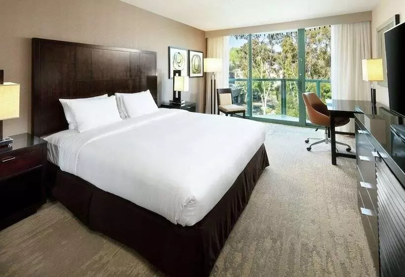 ダブルベッドスタンダードルーム, Doubletree By Hilton San Diego   Hotel Circle