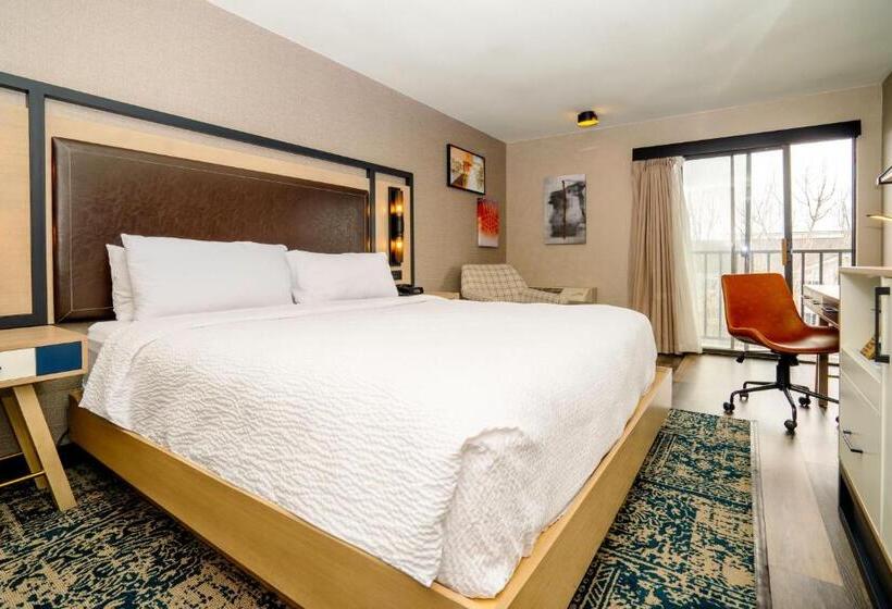 带大床的标准间, Four Points Marriott Salt Lake City Airport