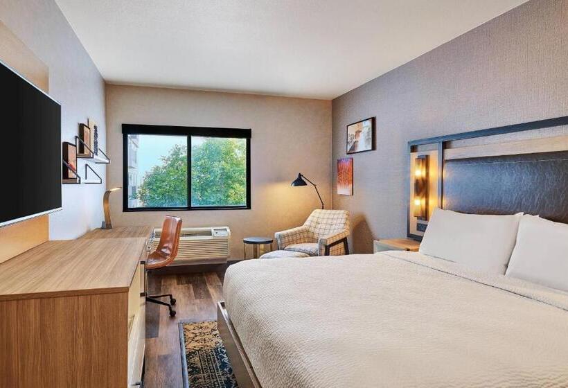 Стандартный Номер Кровать Кинг, Four Points Marriott Salt Lake City Airport