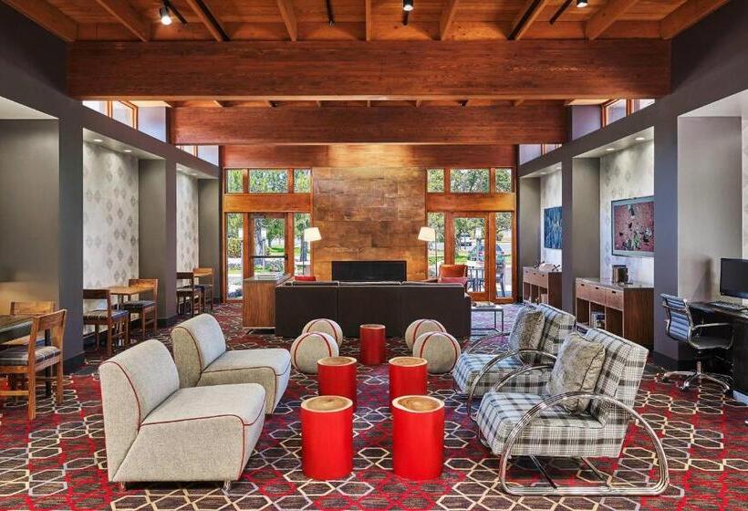 带2个双人床的标准工作室, Four Points Marriott Salt Lake City Airport