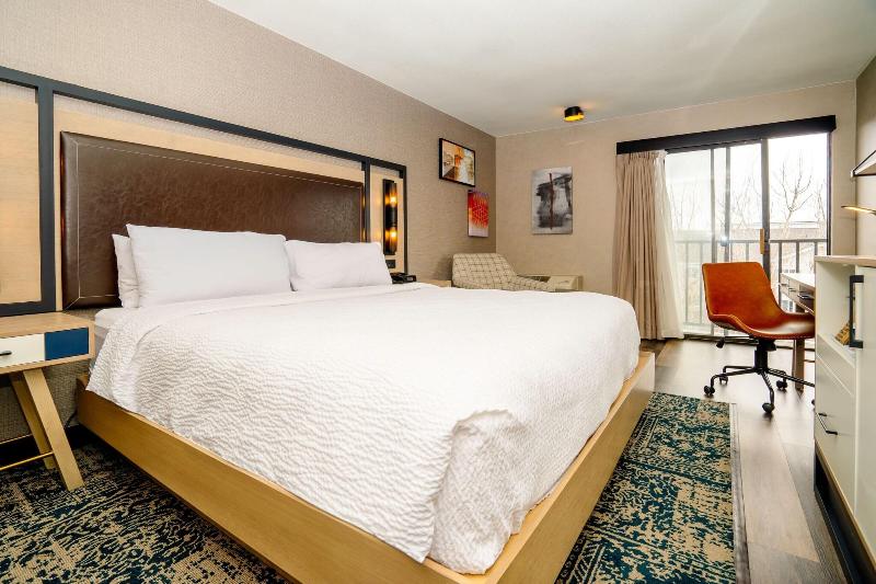 带大床的标准间, Four Points Marriott Salt Lake City Airport