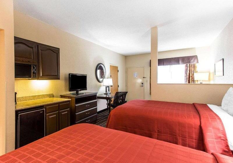 جناح, Quality Suites Hickory South