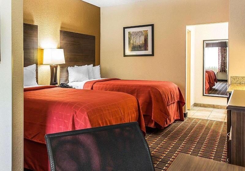 جناح, Quality Suites Hickory South