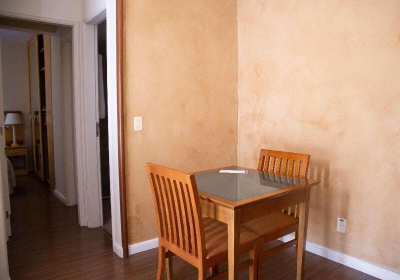 带大床的标准间, Ramada By Wyndham Richfield Ut I 70