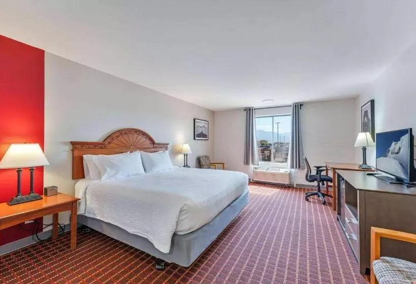 キングサイズベッドのスタンダードルーム, Ramada By Wyndham Richfield Ut I 70