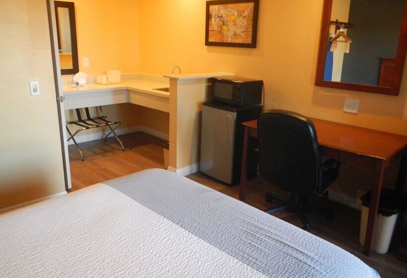 חדר סטנדרט מיטה זוגית, Rodeway Inn Carson  Los Angeles South