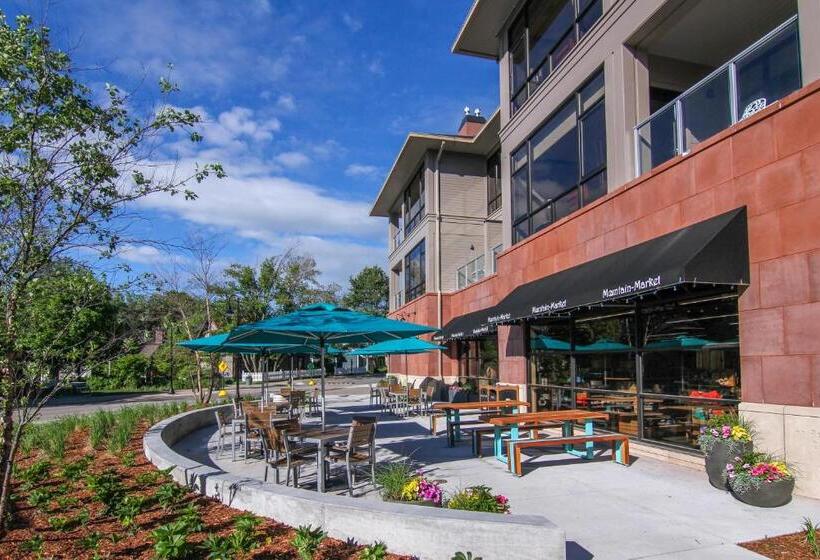 キングサイズベッドのスタンダードルーム, Crystal Mountain