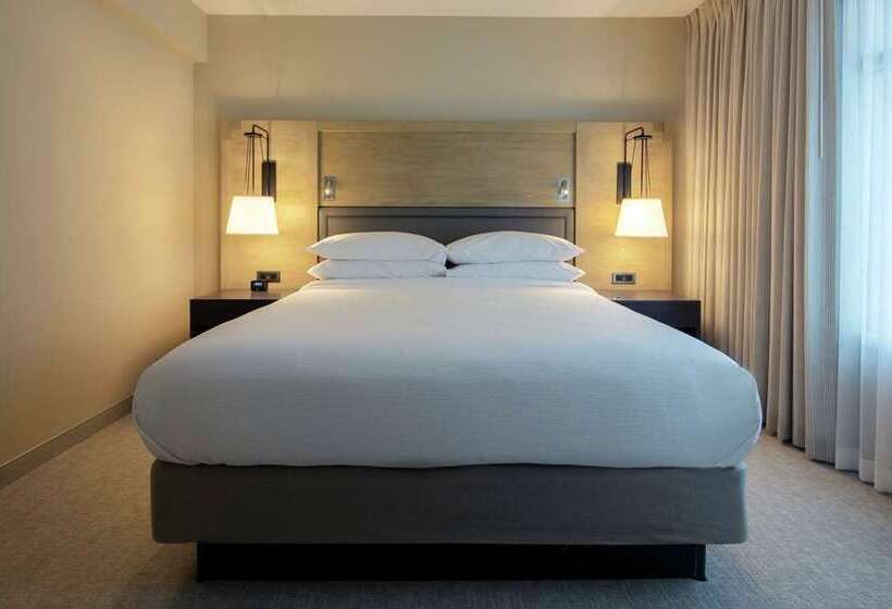 스위트 킹사이즈 침대, Embassy Suites By Hilton Deerfield Beach Resort & Spa
