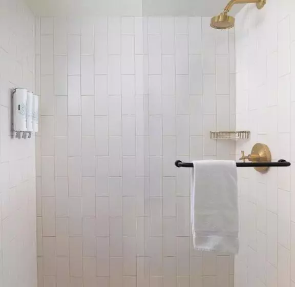 اتاق لوکس با تخت بزرگ, Flamingo Resort & Spa