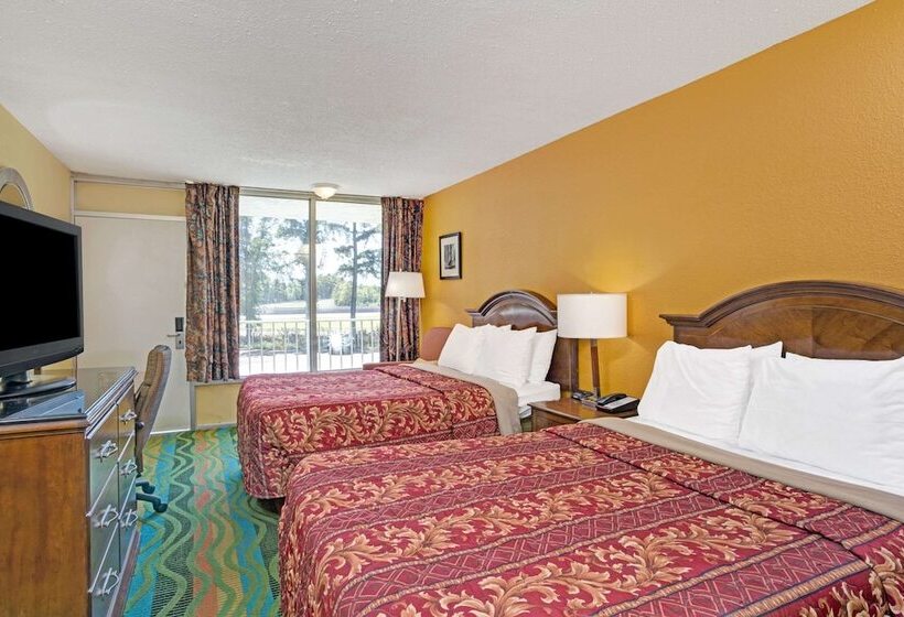 Номер Стандарт 2 Двуспальные Кровати, Days Inn By Wyndham Norfolk Military Circle