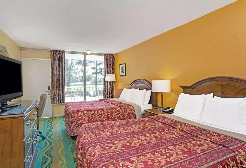 اتاق استاندارد با 2 تخت دوبل, Days Inn By Wyndham Norfolk Military Circle