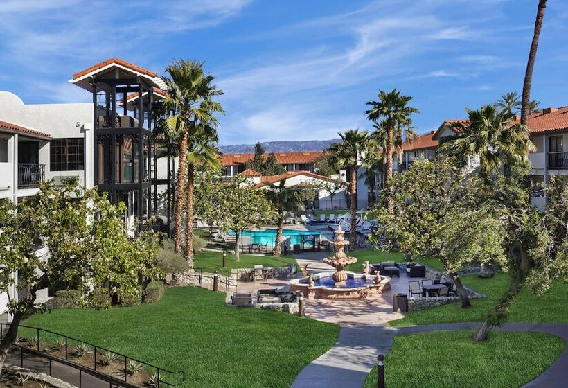 Президентский Люкс, Embassy Suites By Hilton Palm Desert