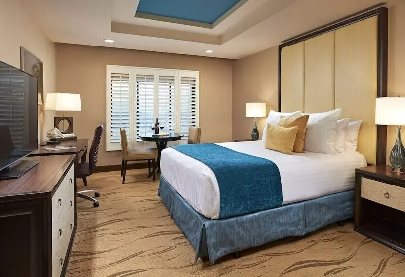 اتاق سوپریور, Empress Hotel La Jolla