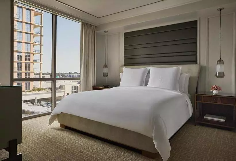 سوییت اجرایی, Four Seasons Hotel Austin