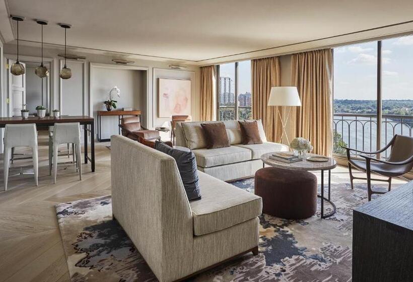 סוויטה, Four Seasons Hotel Austin