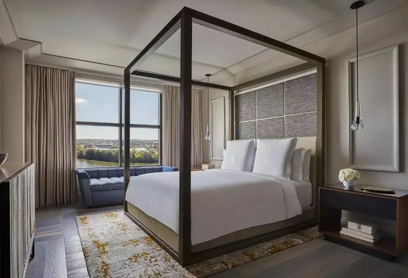 سوئیت پرزیدنت, Four Seasons Hotel Austin