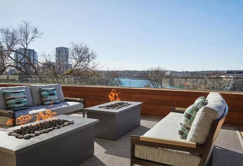 سوئیت 2 خوابه, Four Seasons Hotel Austin