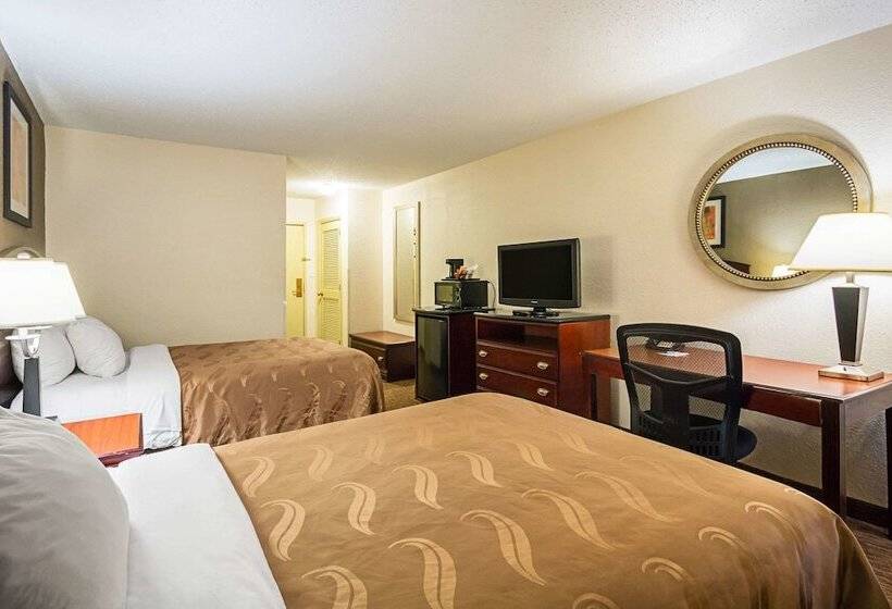 Номер Стандарт 2 Двуспальные Кровати, Quality Inn