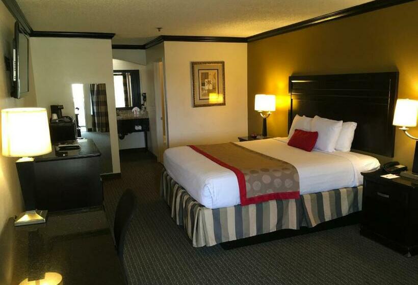 스탠다드 스튜디오, Ramada By Wyndham Ontario