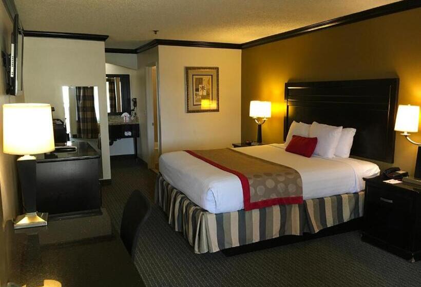 اتاق استاندارد با تخت بزرگ, Ramada By Wyndham Ontario