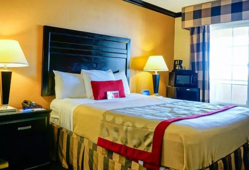 اتاق استاندارد, Ramada By Wyndham Ontario